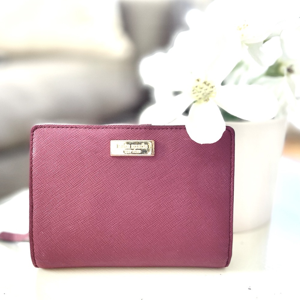 Kate Spade Newberry Lane Cara Zippered Wallet Merlot/Deep Plum